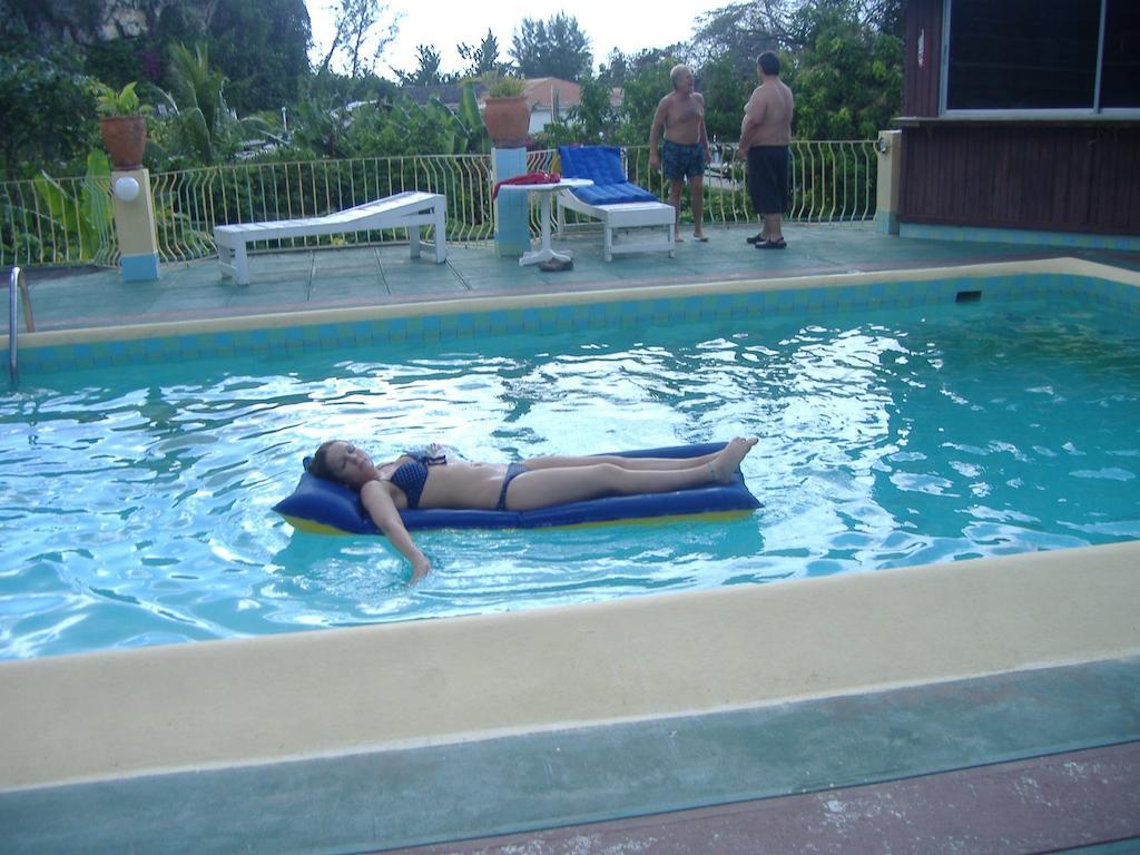 Eddies Tigress 2 Negril Exteriör bild